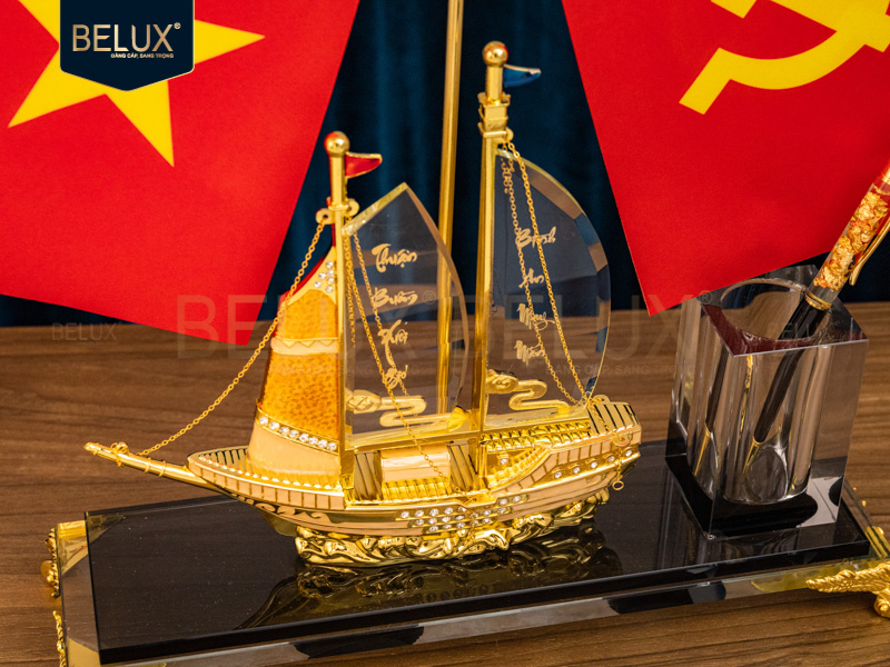 Đế bút thuận buồm xuôi gió mẫu 2